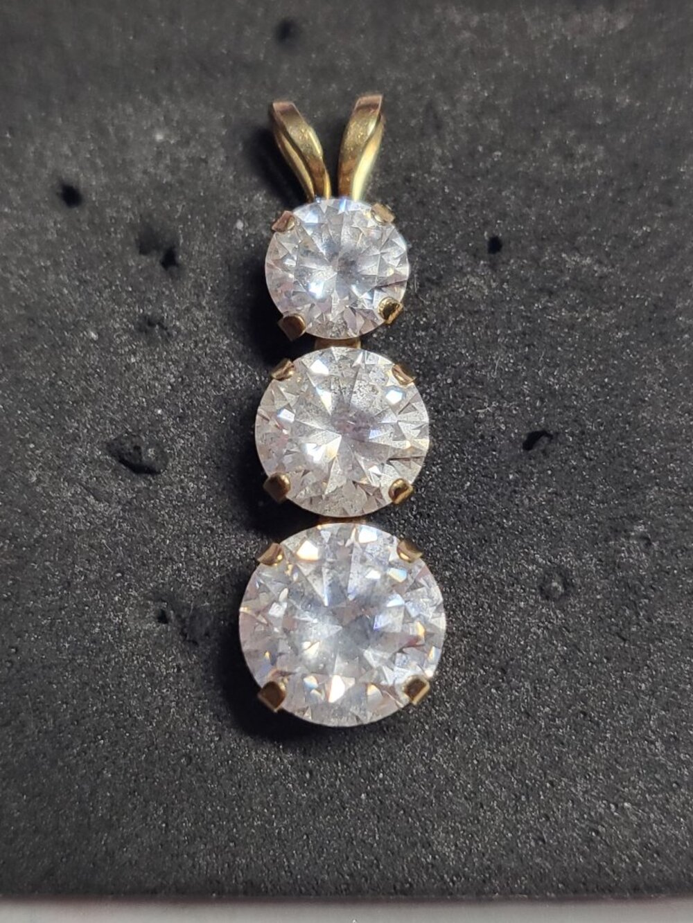 14K Yellow Gold Three-Stone Journey Pendant